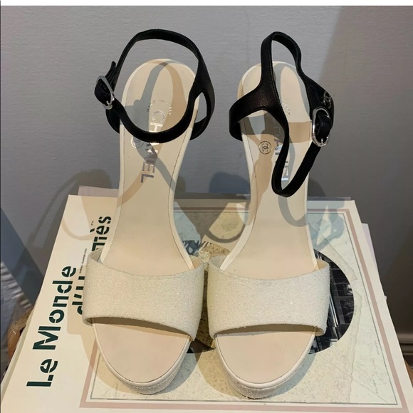 CHANEL 12P Coral Heel Sandals Sz39.5 New with Box - Picture 9 of 12